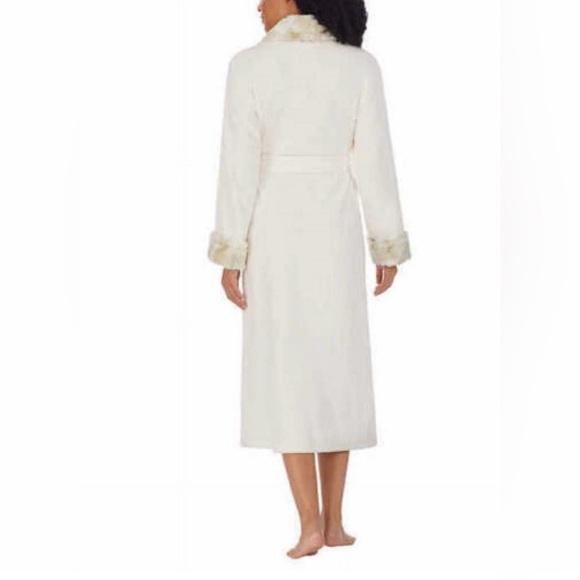 NWT Carol Hochman Long Plush Midnight Cream Wrap Long Robe Women’s Size Small - Picture 4 of 16